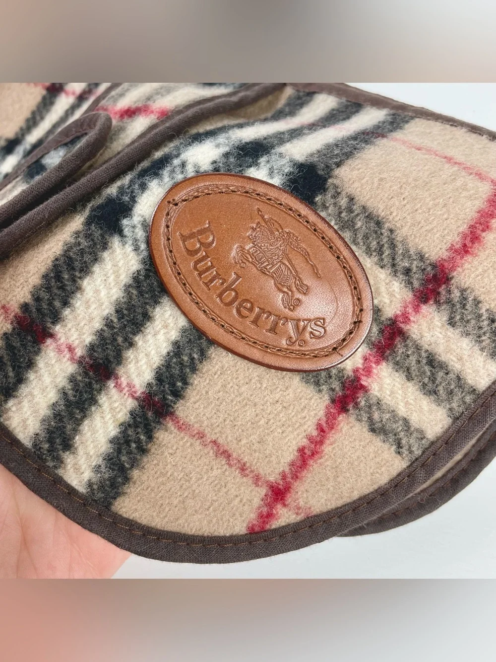 VTG Burberrys 12